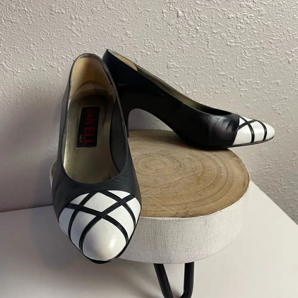 Van Eli East Black And White Leather Heels Size 6.5 M EUC